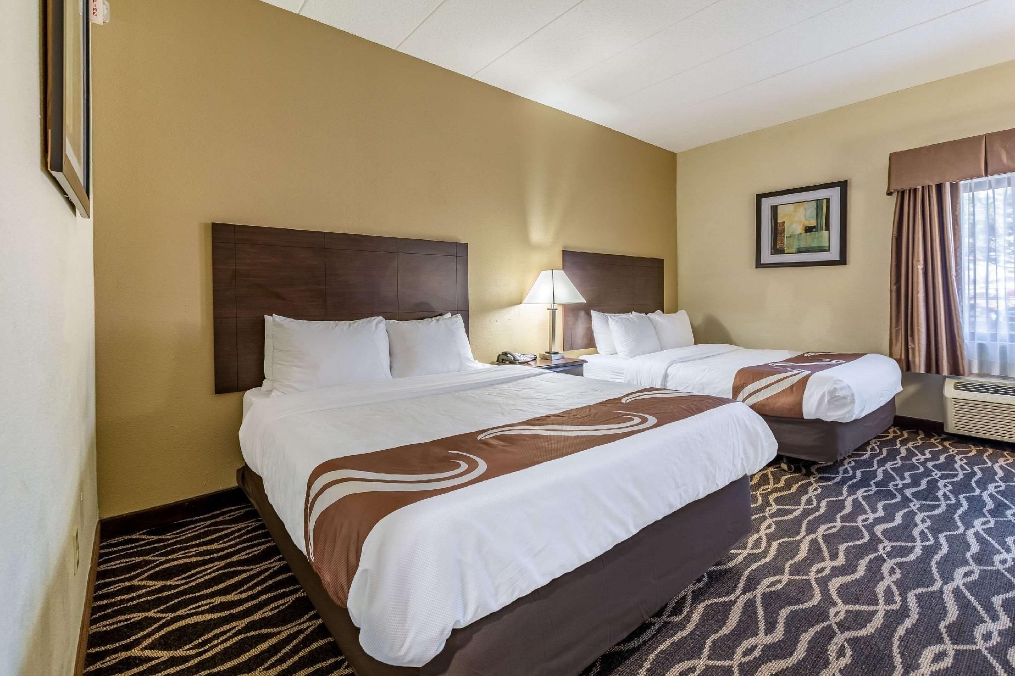 2 Queen Beds, Nonsmoking, Accessible