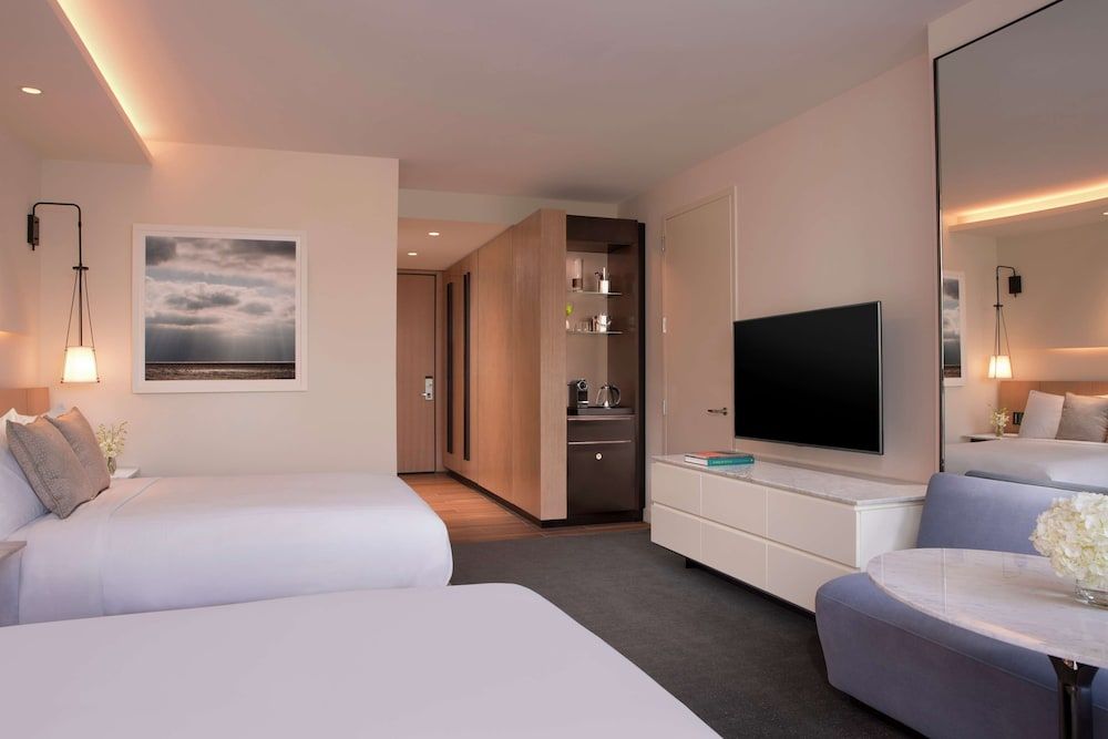 Conrad Washington, DC Deluxe Room, 2 Queen Beds 2