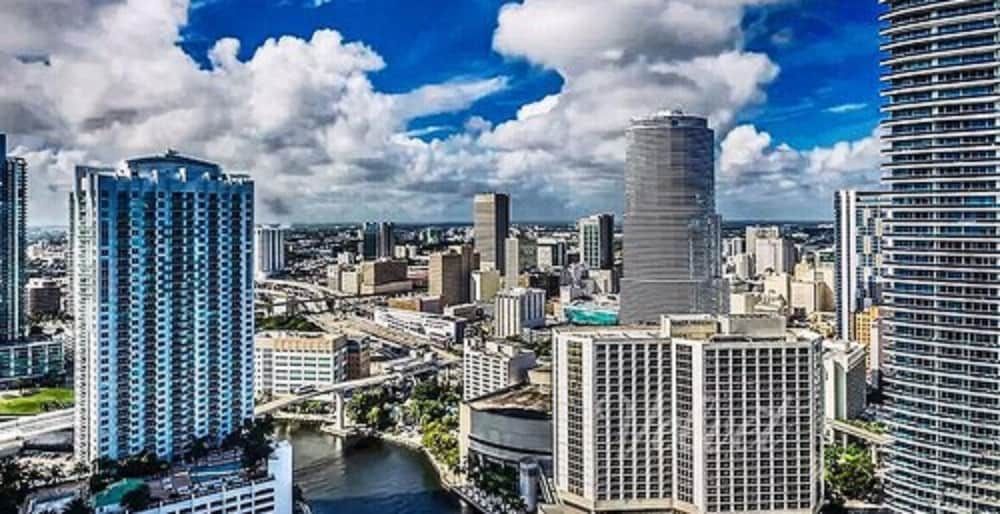 undefined ICON Brickell Suites by Vesper 2