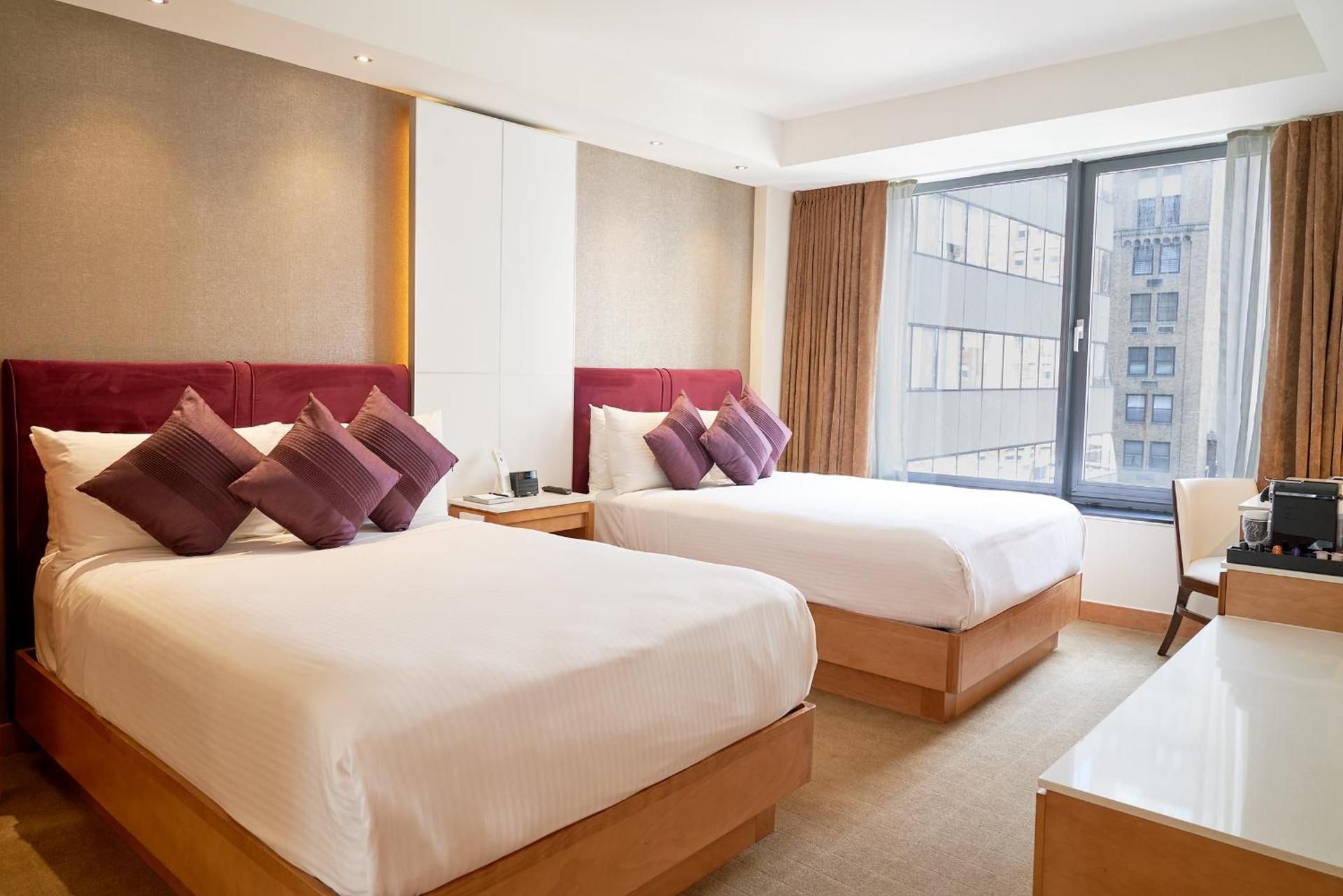 Premier 2 Doubles Guestroom