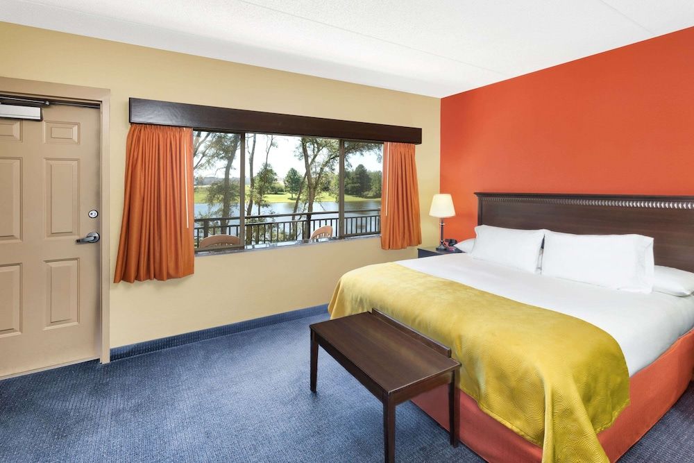 Room, 1 Queen Bed, Non Smoking