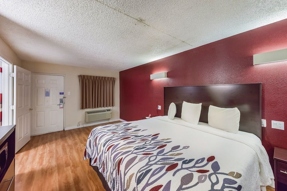 Superior Room, 1 King Bed, Non Smoking