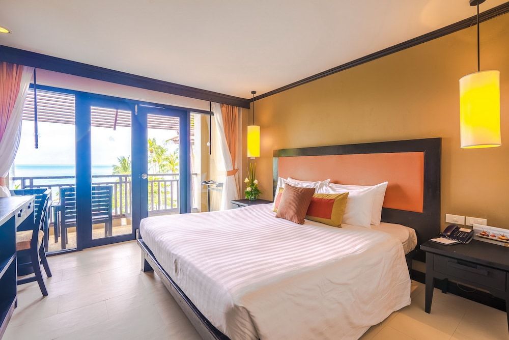 Impiana Resort Chaweng Noi Superior Room (Seaside)