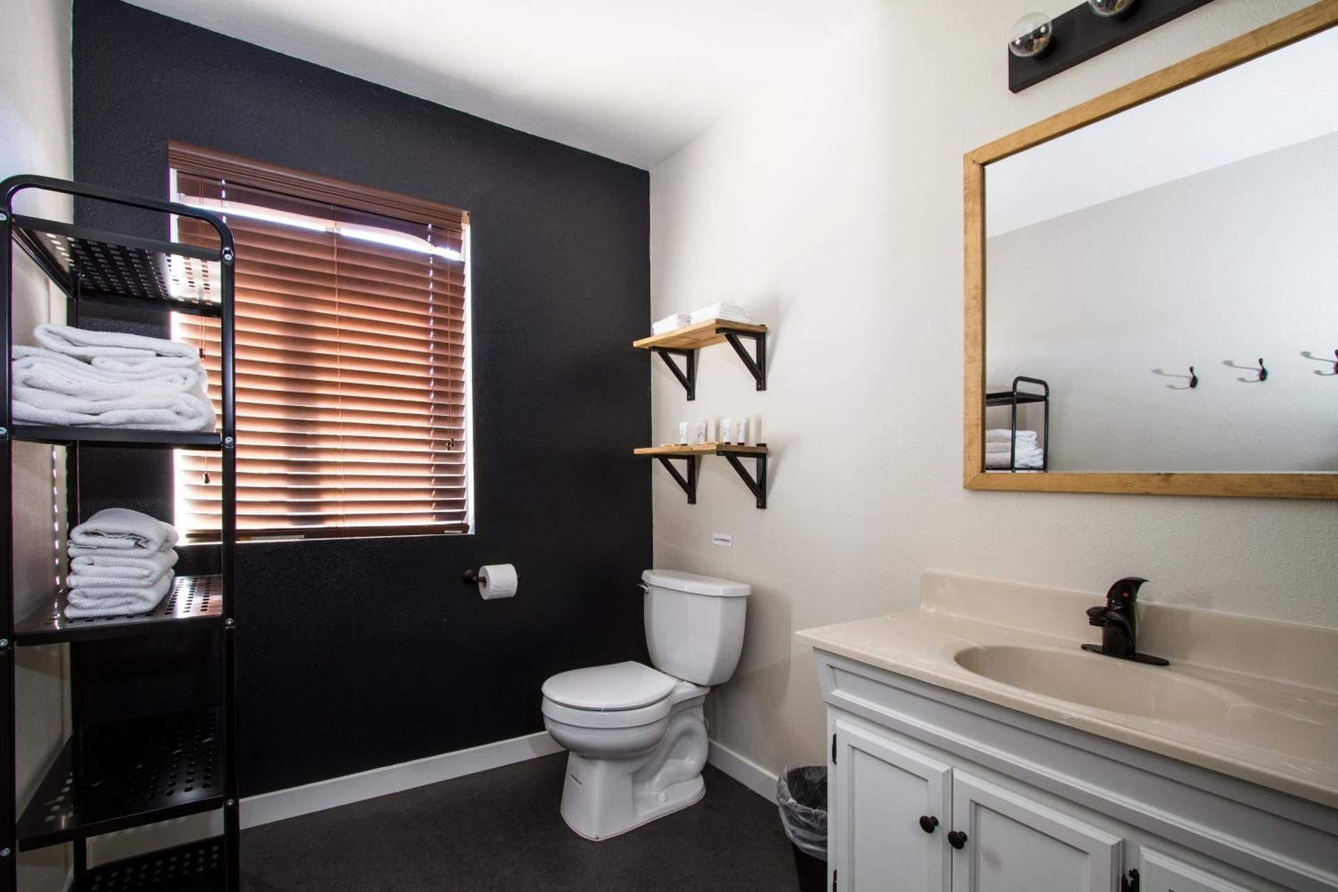 Three-Bedroom Townhouse No. 11