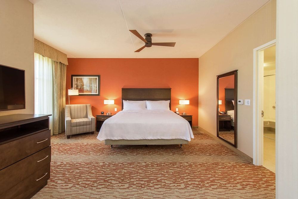 Studio, 1 King Bed, Accessible (Hearing)