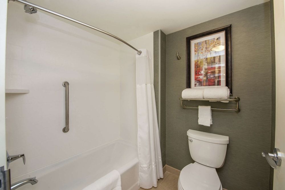 Suite, 2 Queen Beds, Accessible (Hearing)
