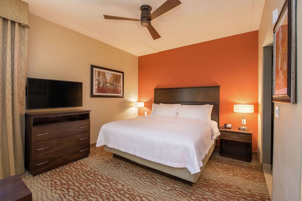 Studio Suite, 1 King Bed, Non Smoking