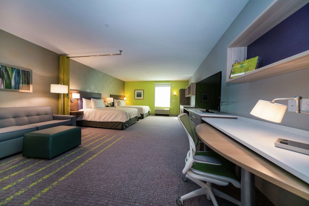 Studio, 2 Queen Beds, Accessible, Bathtub (Mobility & Hearing)