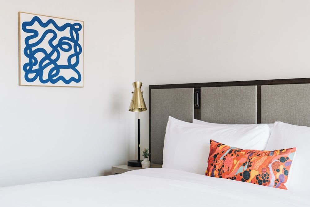 The Alida, Savannah, a Tribute Portfolio Hotel Room, 1 King Bed, Non Smoking, City View