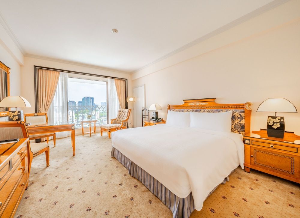 undefined Lotte Hotel Saigon 4