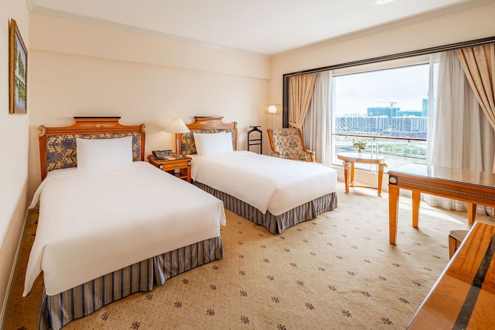 undefined Lotte Hotel Saigon 5