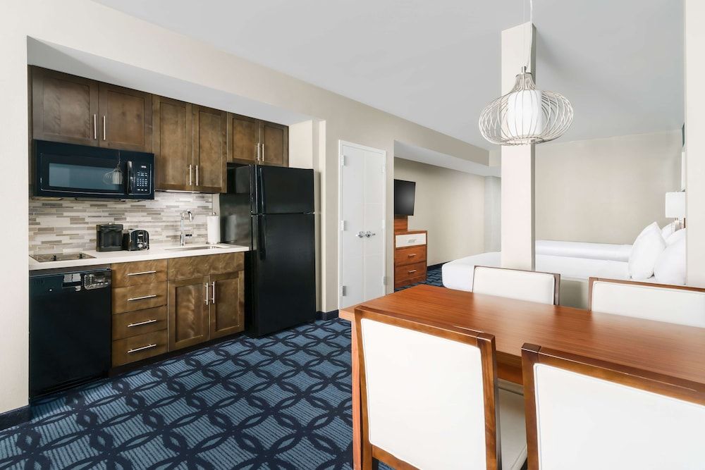 Studio, 2 Queen Beds (Hearing Accessible Ocean), Oceanfront