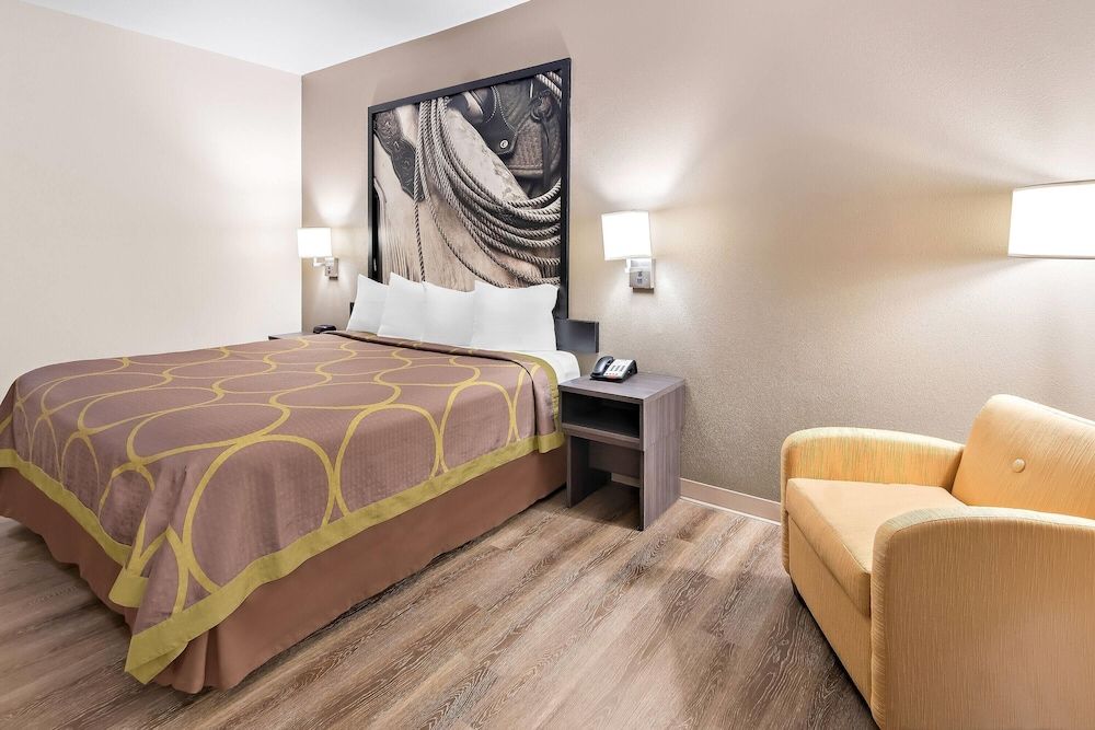 Standard Room, 1 King Bed