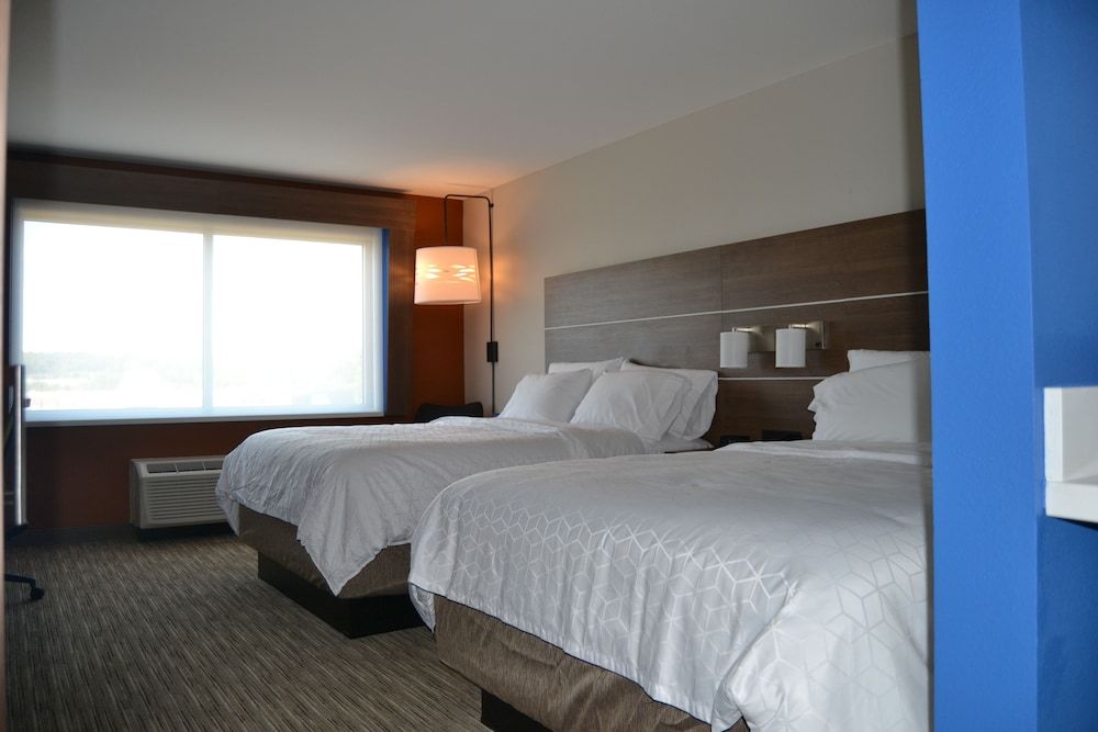 Suite, Multiple Beds