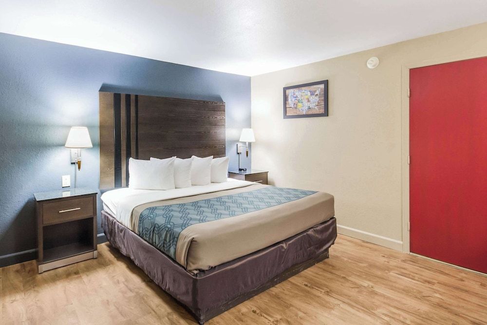 Room, 1 King Bed, Accessible, Non Smoking
