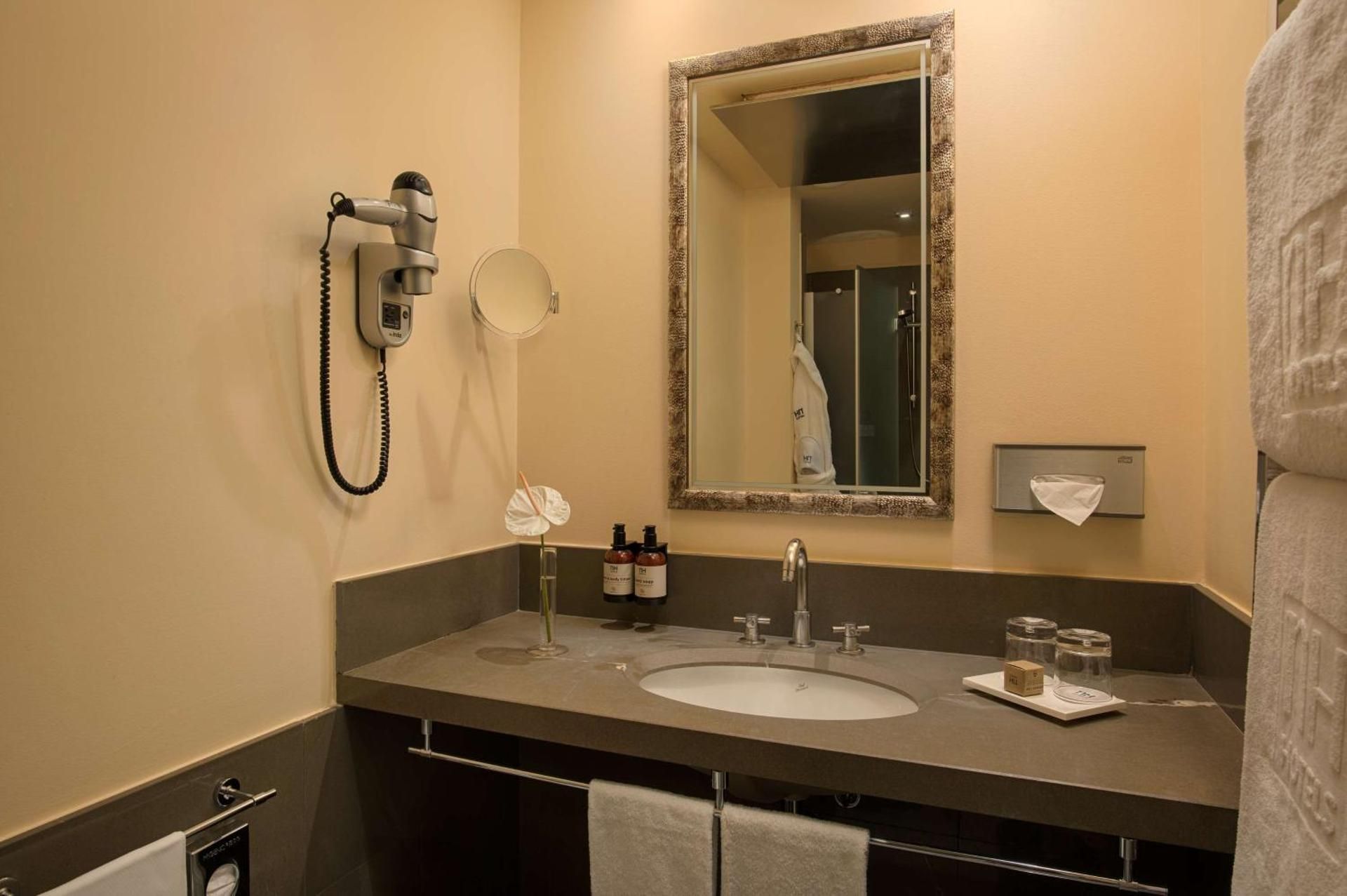 Superior XL Room with Extra Bed (2 Adults + 1 Child)