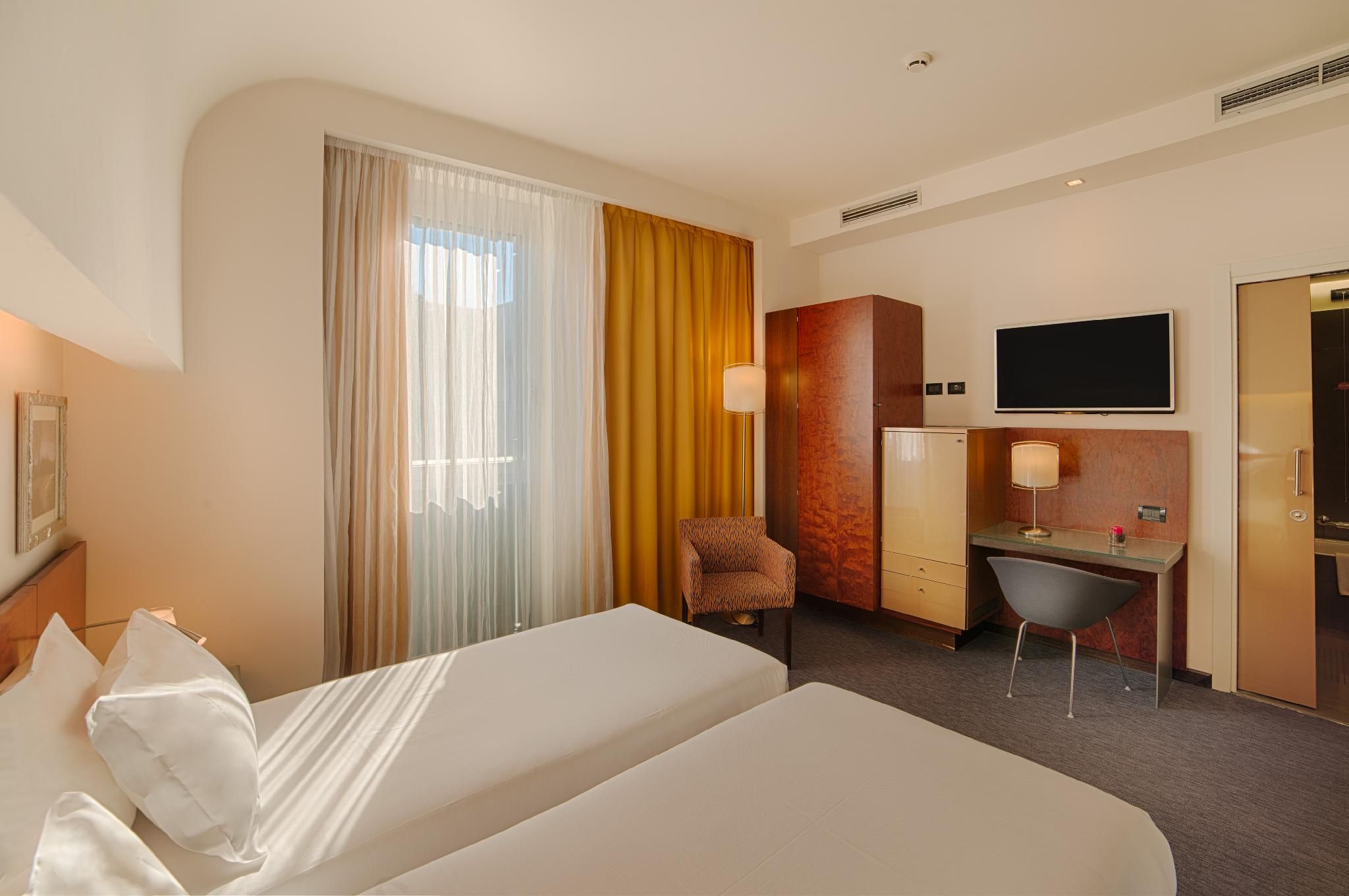 NH Bergamo Standard Room 2