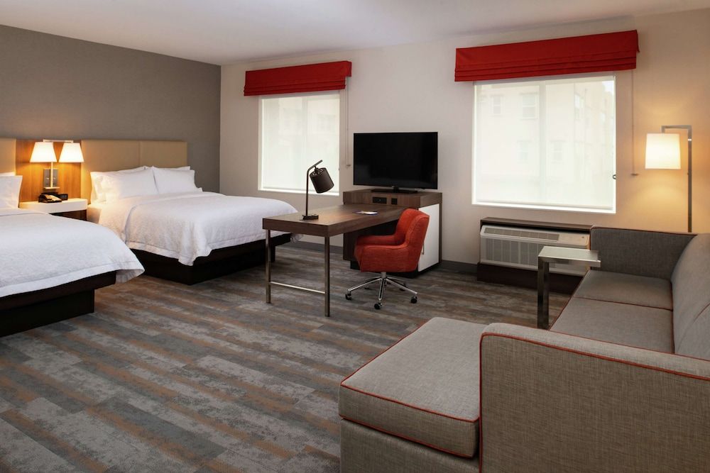 Studio Suite, Multiple Beds, Accessible, Bathtub (Hearing)