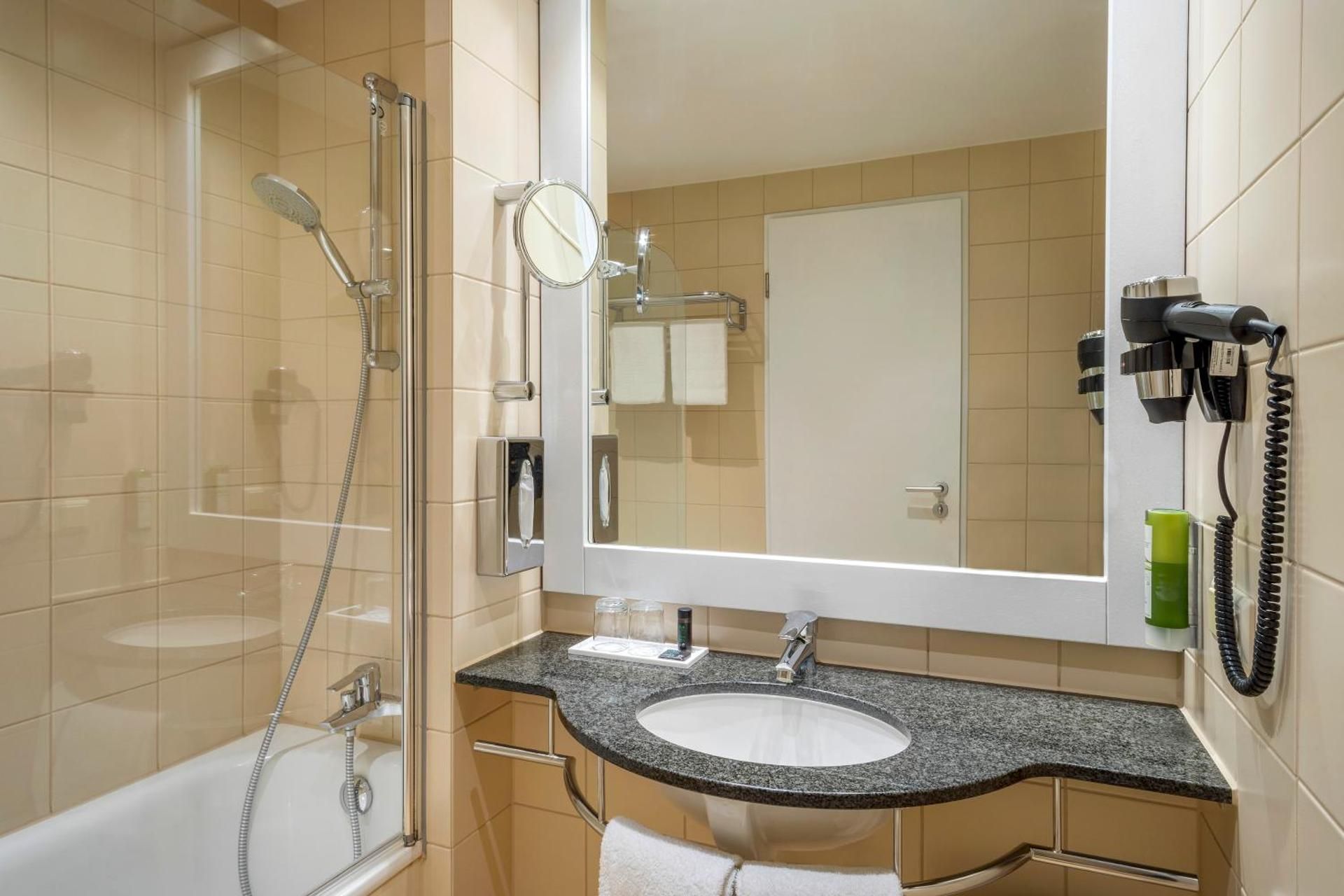 Hotel Frankfurt Messe affiliated by Meliá Standard Twin Room 3