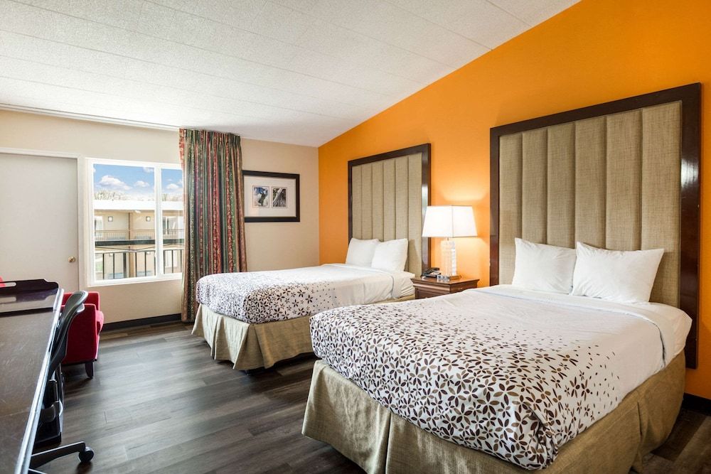 Standard Room, 2 Double Beds, Non Smoking