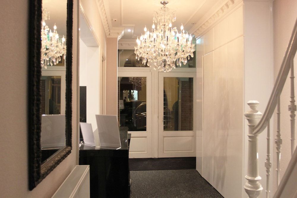 undefined Sara's Boutique Hotel
