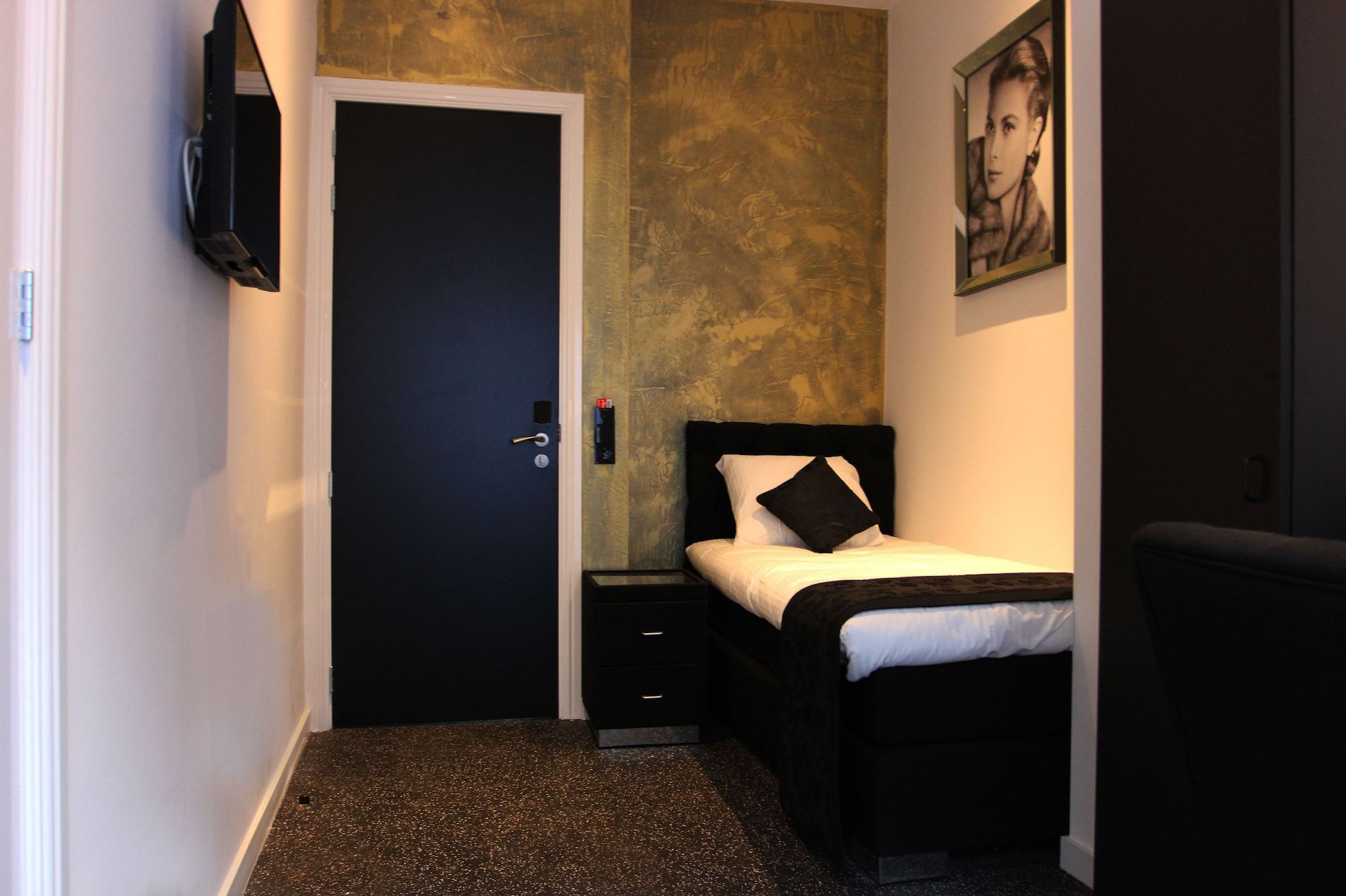 undefined Sara's Boutique Hotel 4