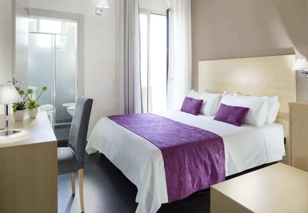 Basic Triple Room