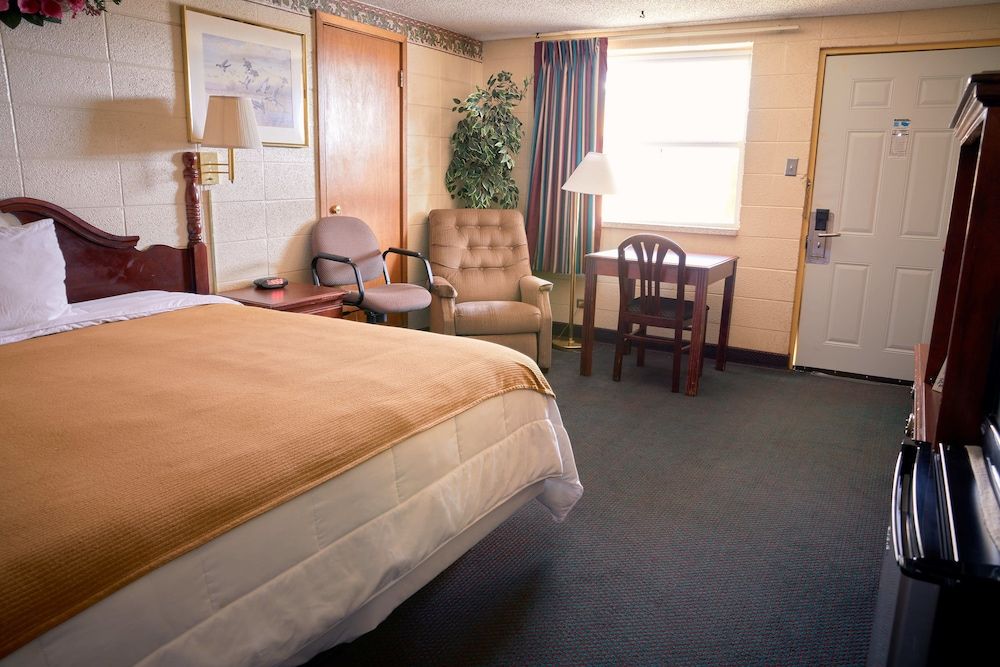 South Wind Inn Single Room, 1 King Bed, Non Smoking 3