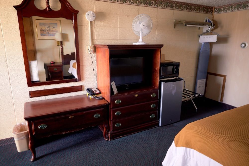 South Wind Inn Single Room, 1 King Bed, Non Smoking 6