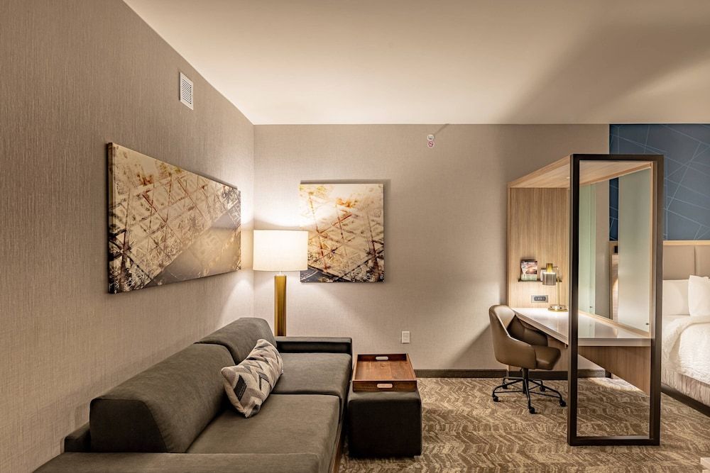 Suite, Multiple Beds