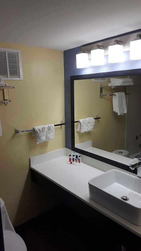 Studio Suite, 1 King Bed, Non Smoking