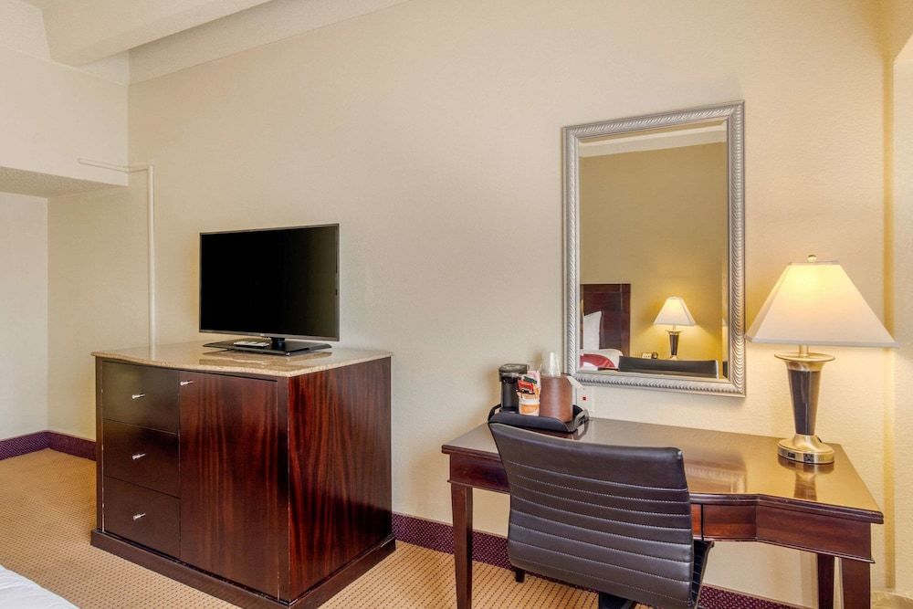 undefined Inn at the Highland Denver Downtown 3