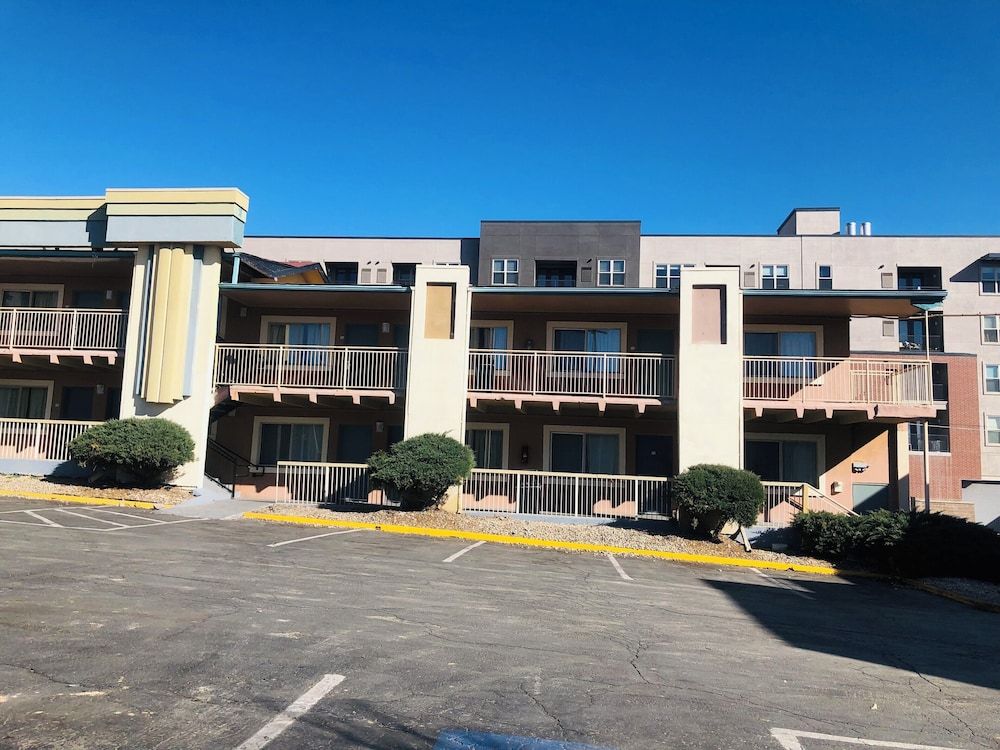 undefined Inn at the Highland Denver Downtown 10