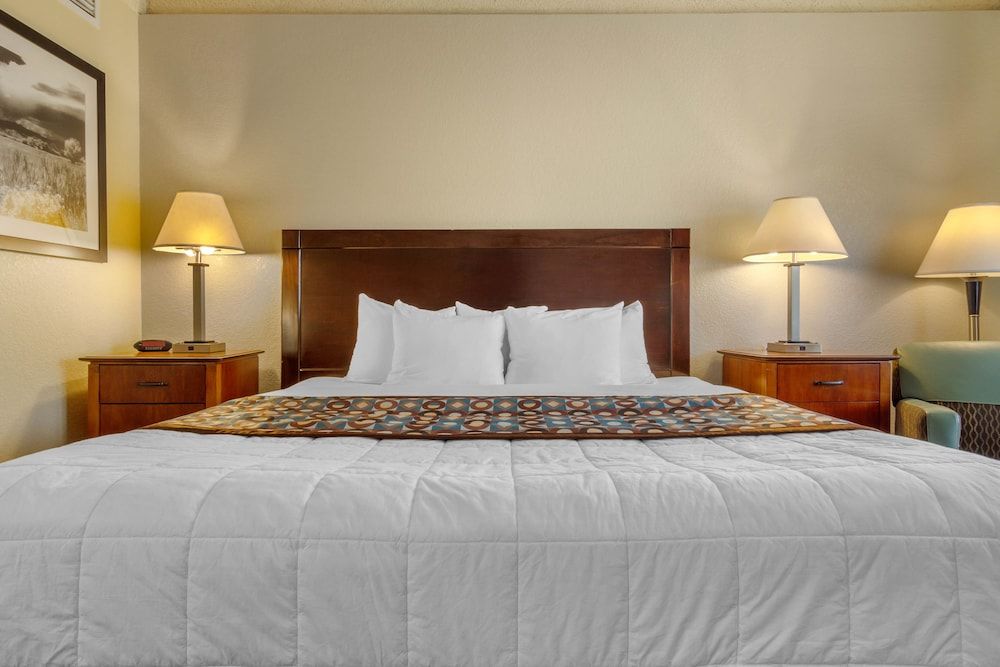 undefined Inn at the Highland Denver Downtown 4