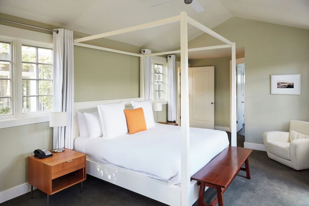 Carneros Resort and Spa Courtyard Home 1 King 2 Doubles Hot Tub