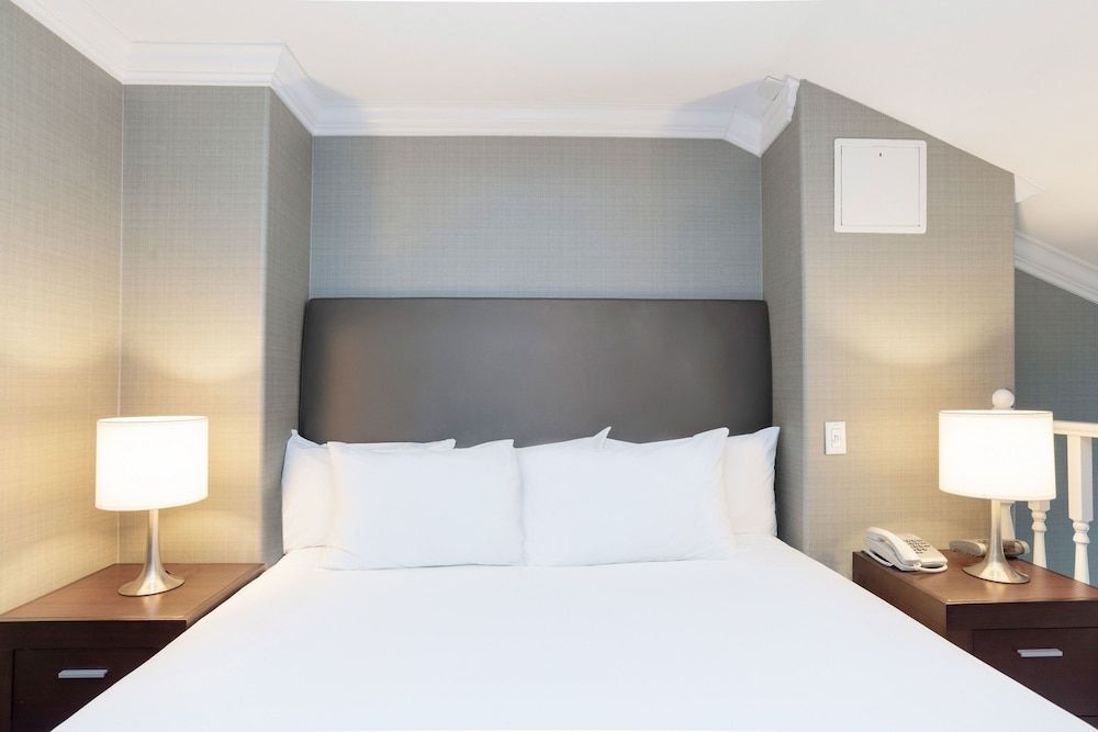 Suite, 1 King Bed with Sofa bed, Kitchen (Loft)