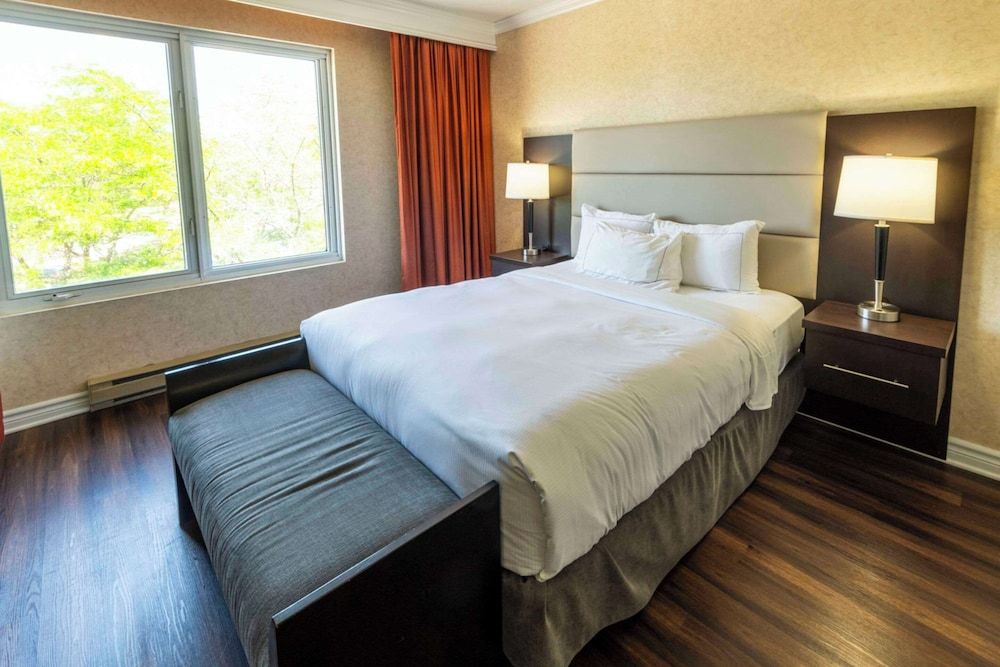 Suite, 2 Queen Beds, Non Smoking (Upgrade)