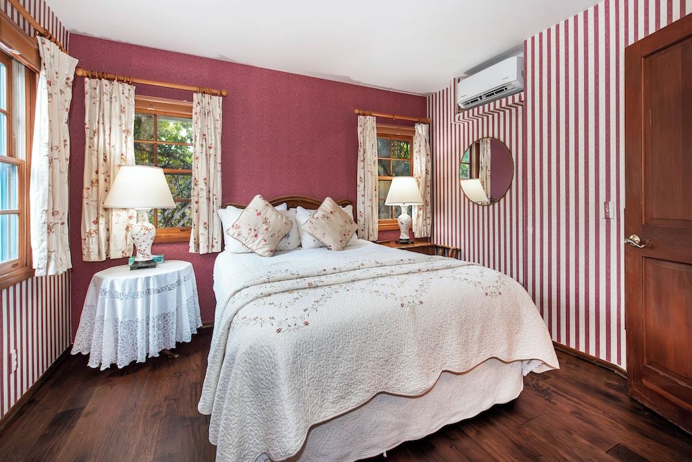 undefined Bath Street Inn 4