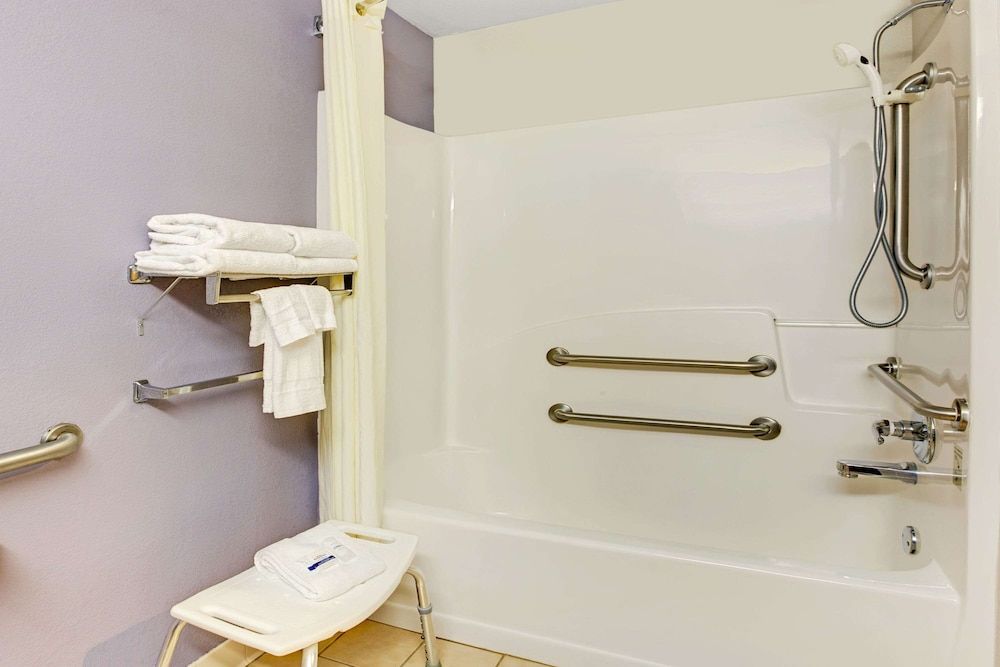 Room, 1 Queen Bed, Accessible, Non Smoking