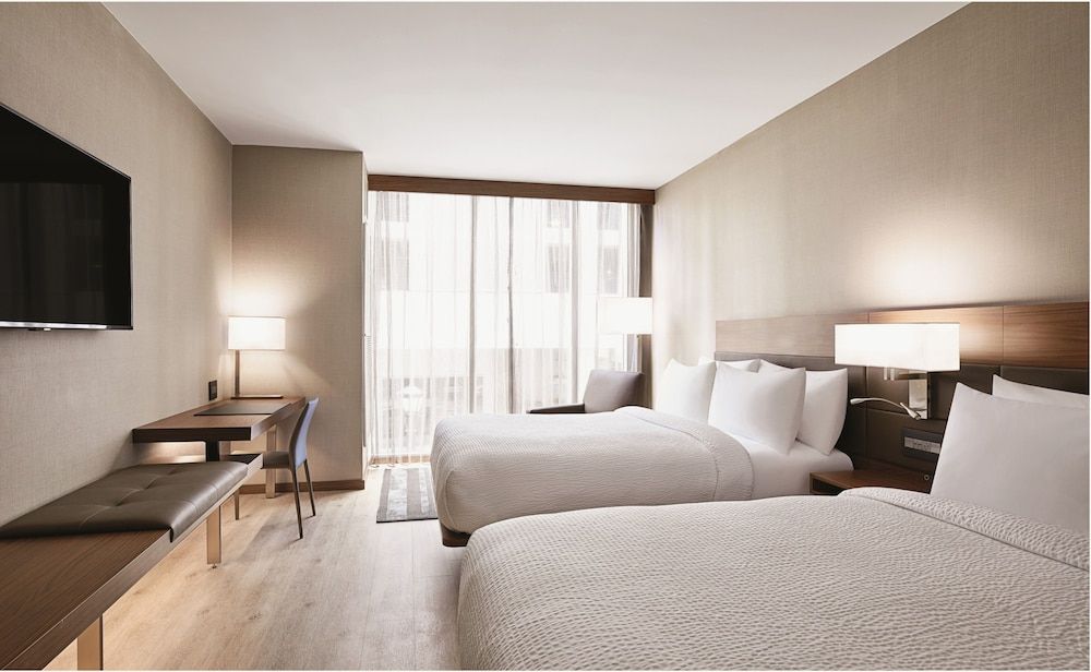 AC Hotel Pittsburgh Downtown Room, 2 Queen Beds, Non Smoking 2