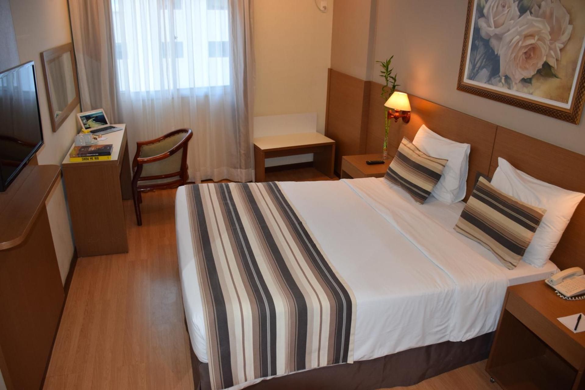 undefined Augusto's Copacabana Hotel 5