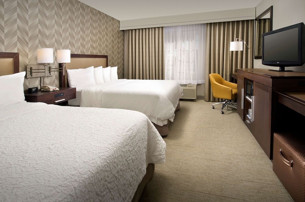 Room, 2 Queen Beds, Accessible, Non Smoking
