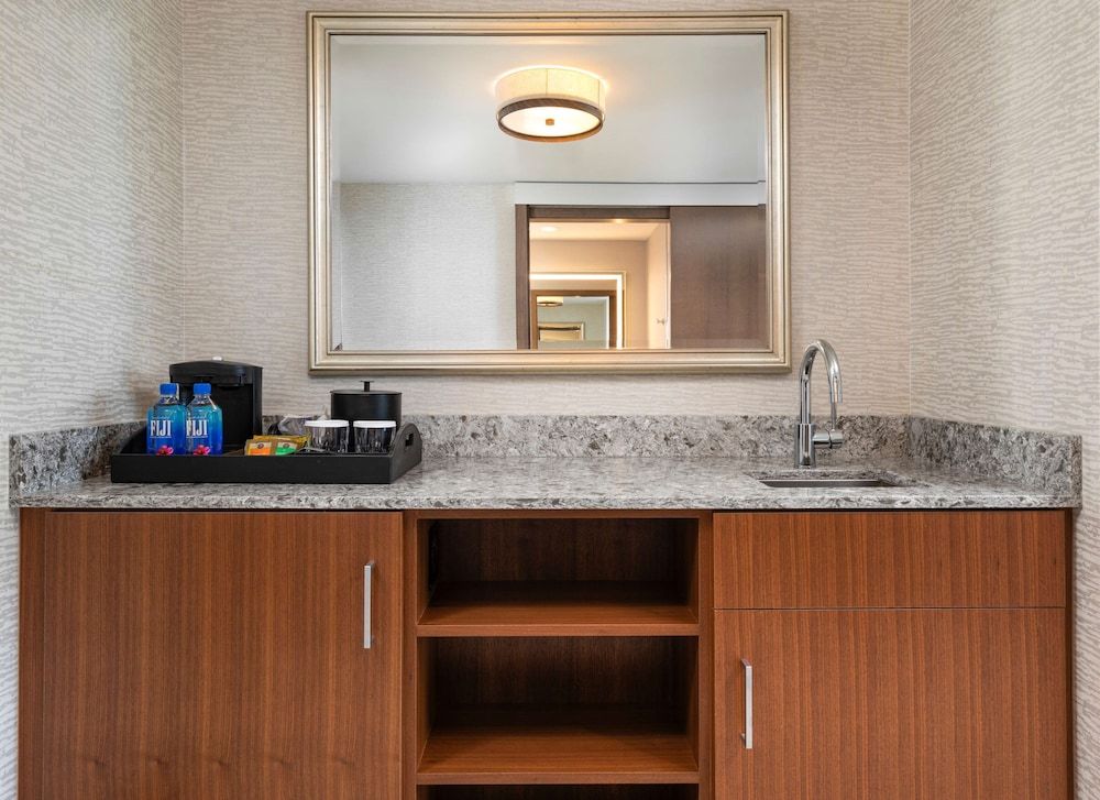 Suite, 2 Queen Beds, Bathtub (2 Rooms)