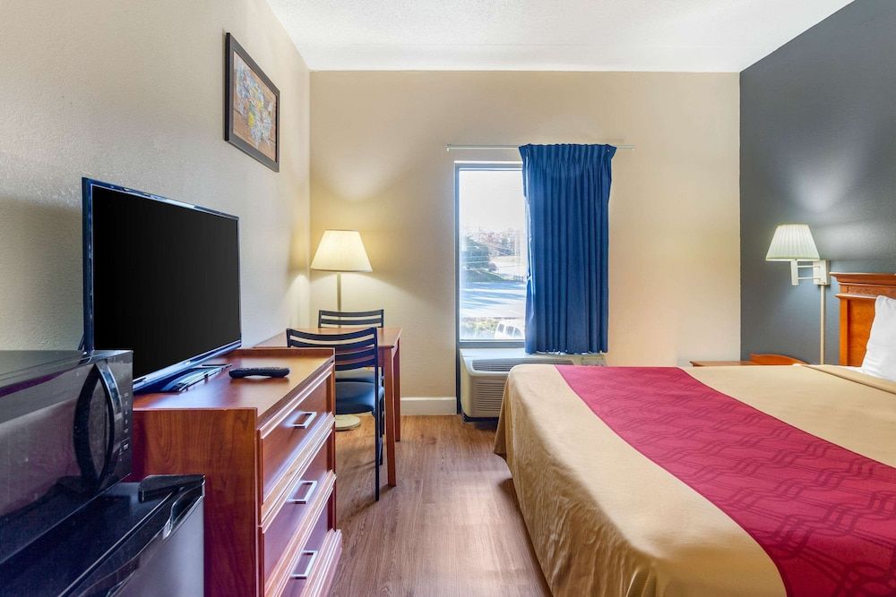 Room, 1 King Bed, Accessible, Non Smoking