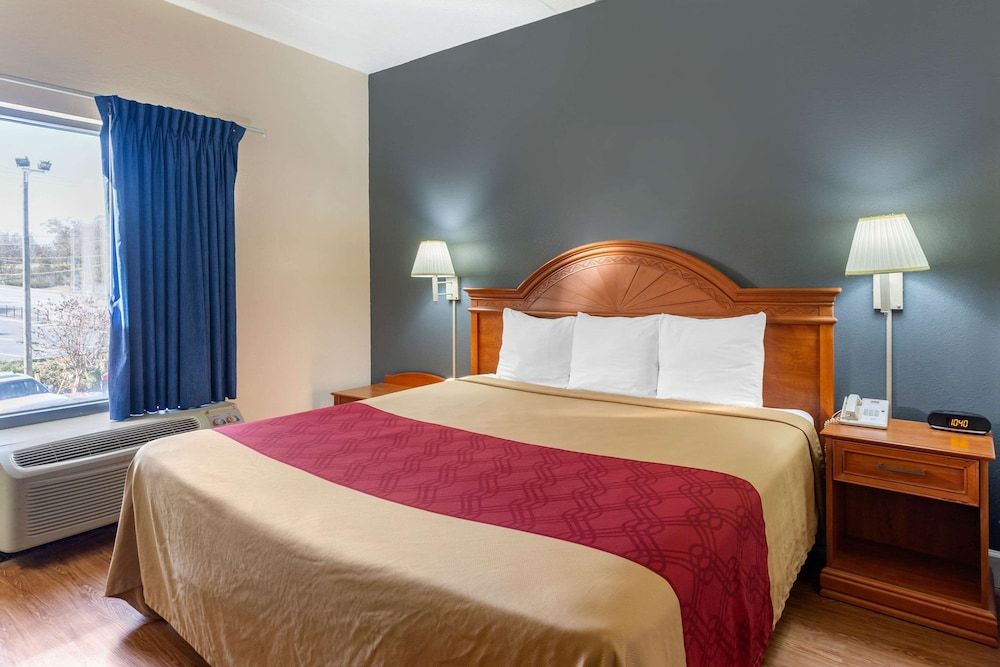 Room, 1 King Bed, Accessible, Non Smoking