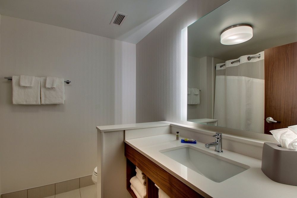 Standard Room, 2 Queen Beds, Accessible (Communications)