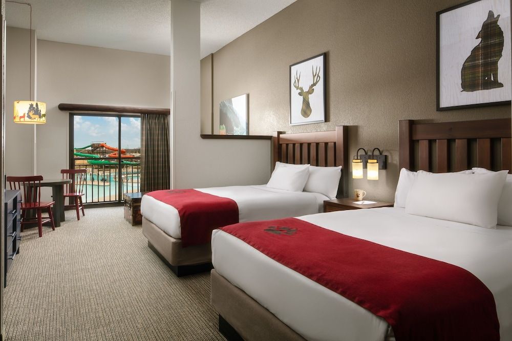 Great Wolf Lodge Grapevine Family Suite - Water Park Included 2