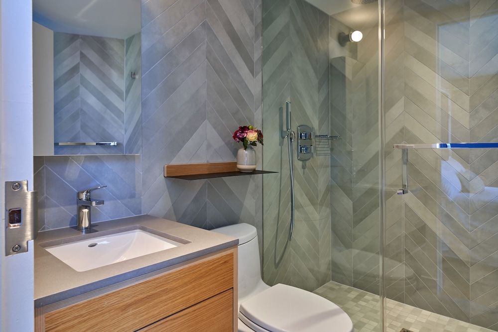 Mayumi Premier Suite (Full Bed) 4