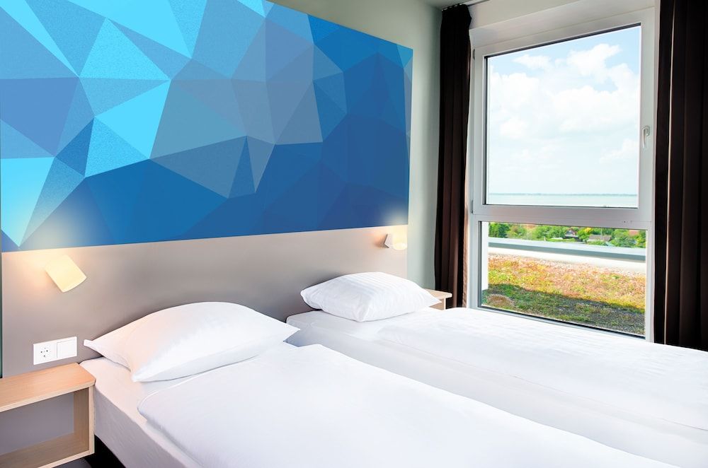 B&B Hotel Salzburg-Nord Twin Room 4