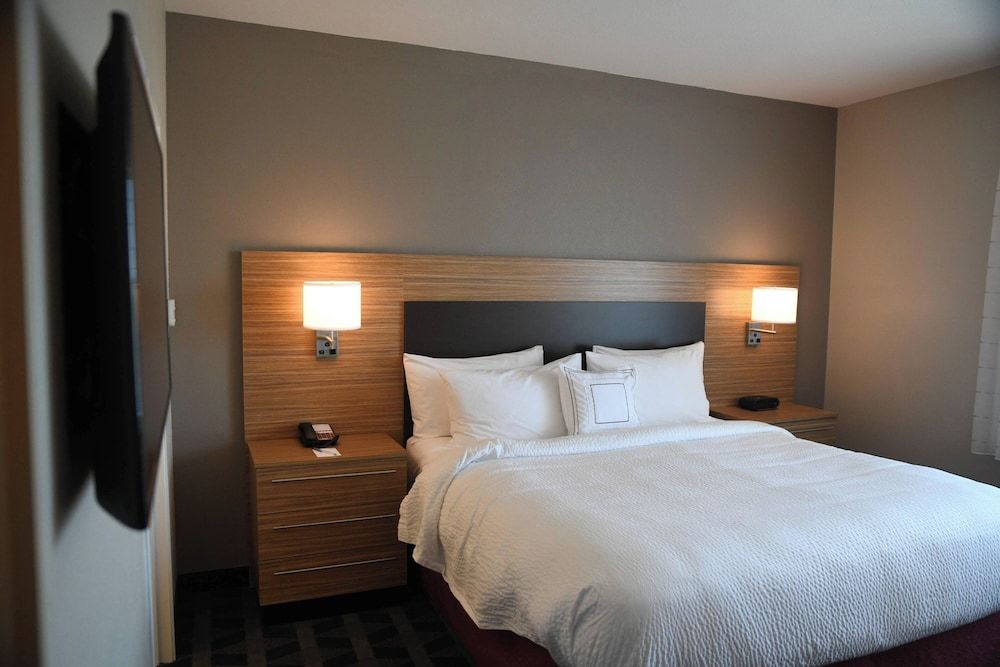 Studio, 1 King Bed with Sofa bed, City View